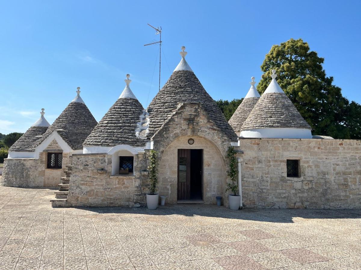 Trulli Del Sole Villa Martina Franca Exterior foto