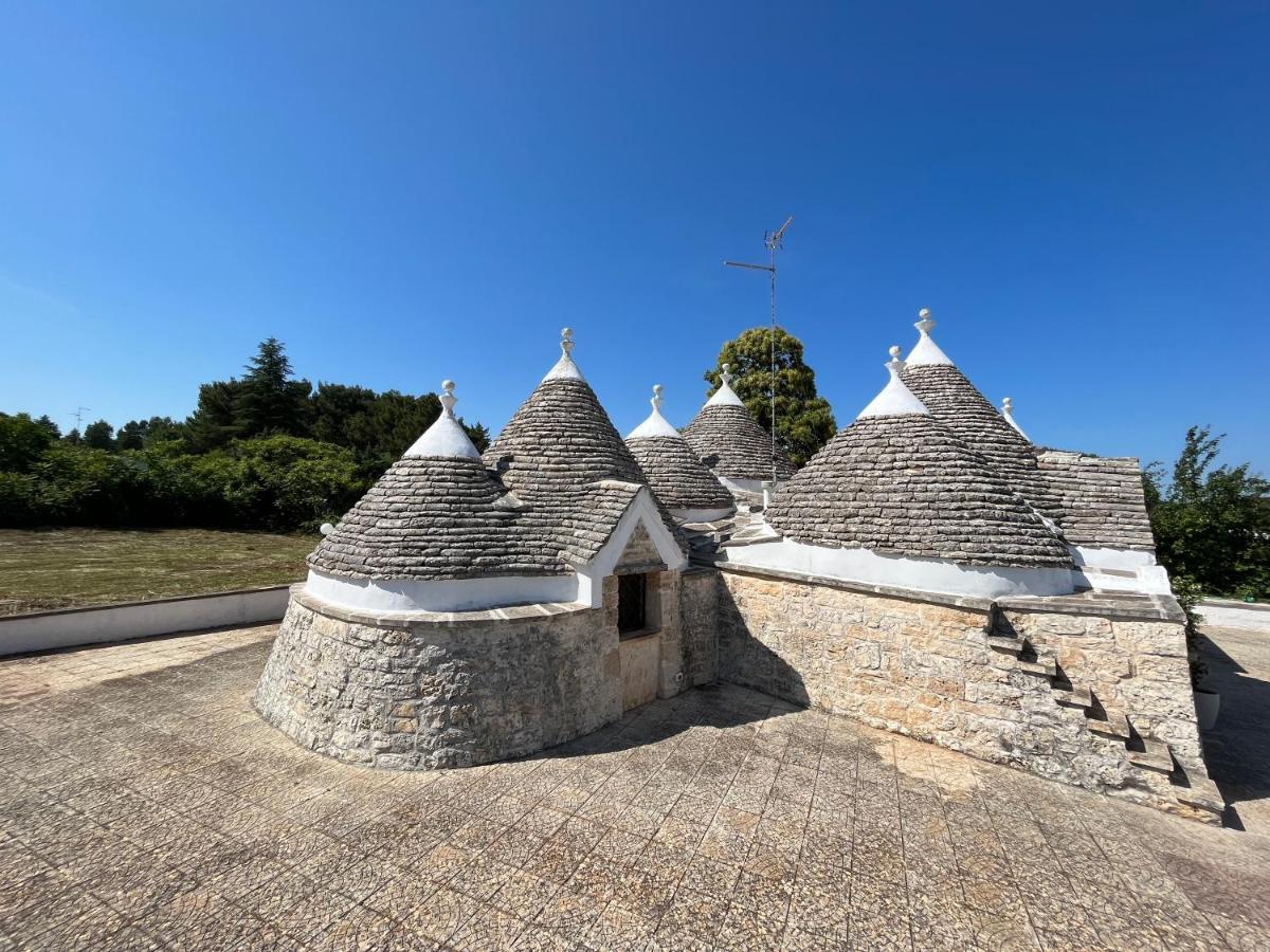 Trulli Del Sole Villa Martina Franca Exterior foto