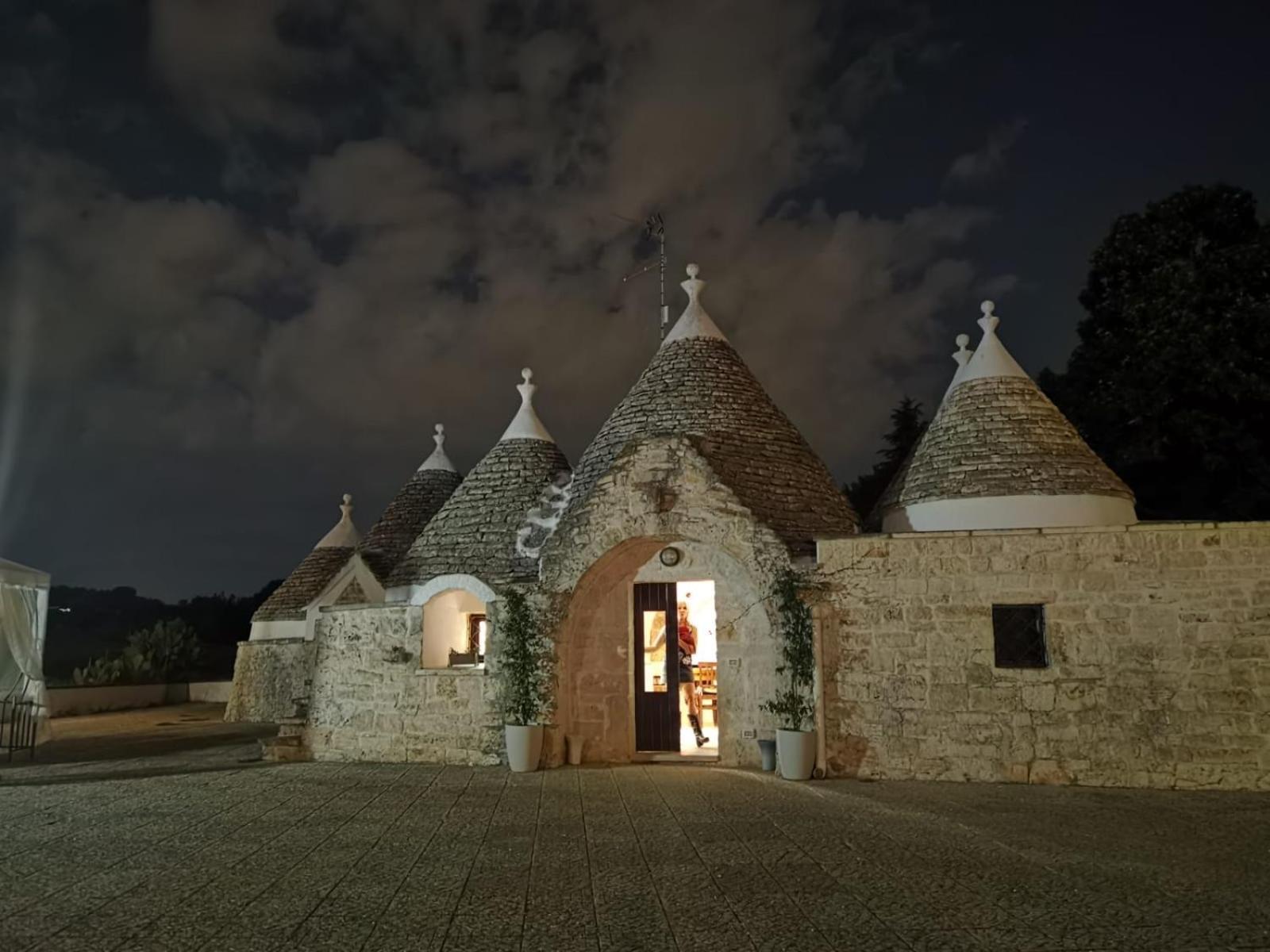 Trulli Del Sole Villa Martina Franca Exterior foto